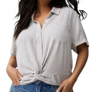 Torrid striped button front twist crop shirt top size 1X